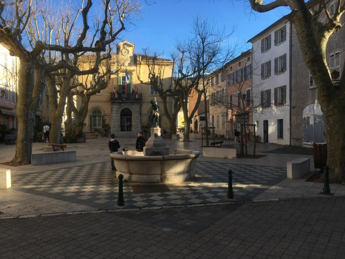 La Petite Bergerie, Les Hautes Roches Collobrières Eksteriør billede
